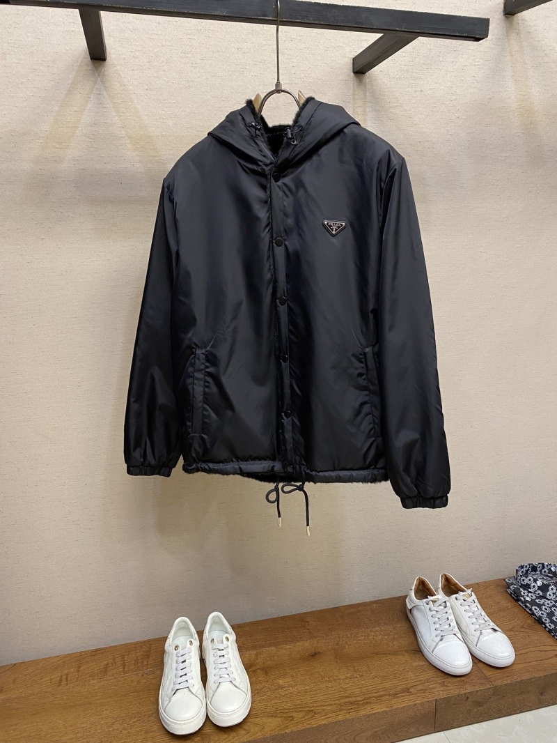 Pra*a outwear